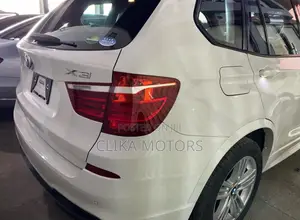 BMW X3 xDrive28i AWD 2017 Off white
