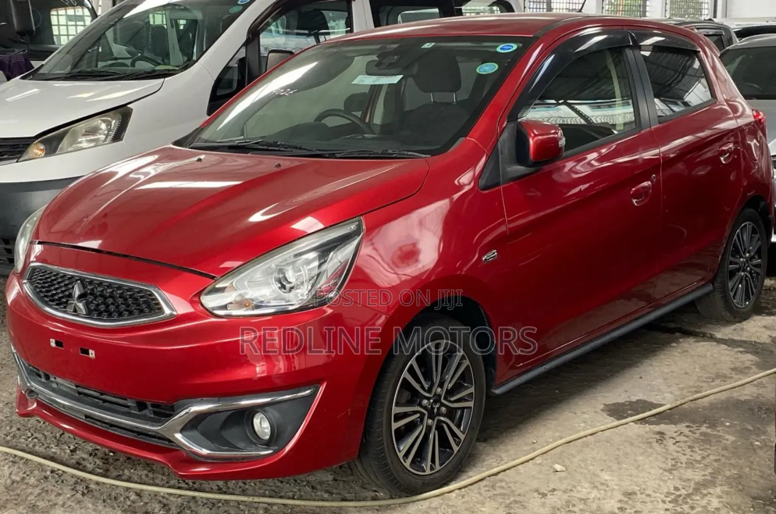 Mitsubishi Mirage SE 2017 Red