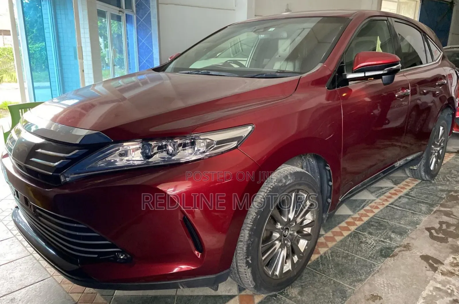 Toyota Harrier 2.0 4WD 2018 Red
