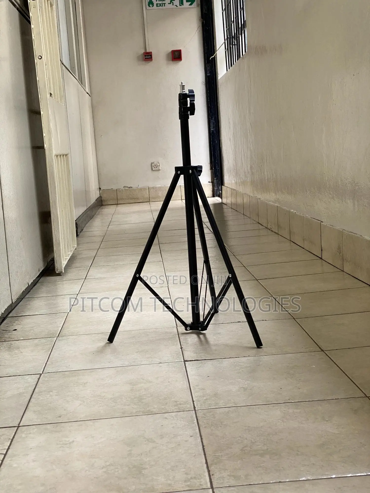 Tripod Stand ,Ringlights ,Phone,Camera,Projector Stand