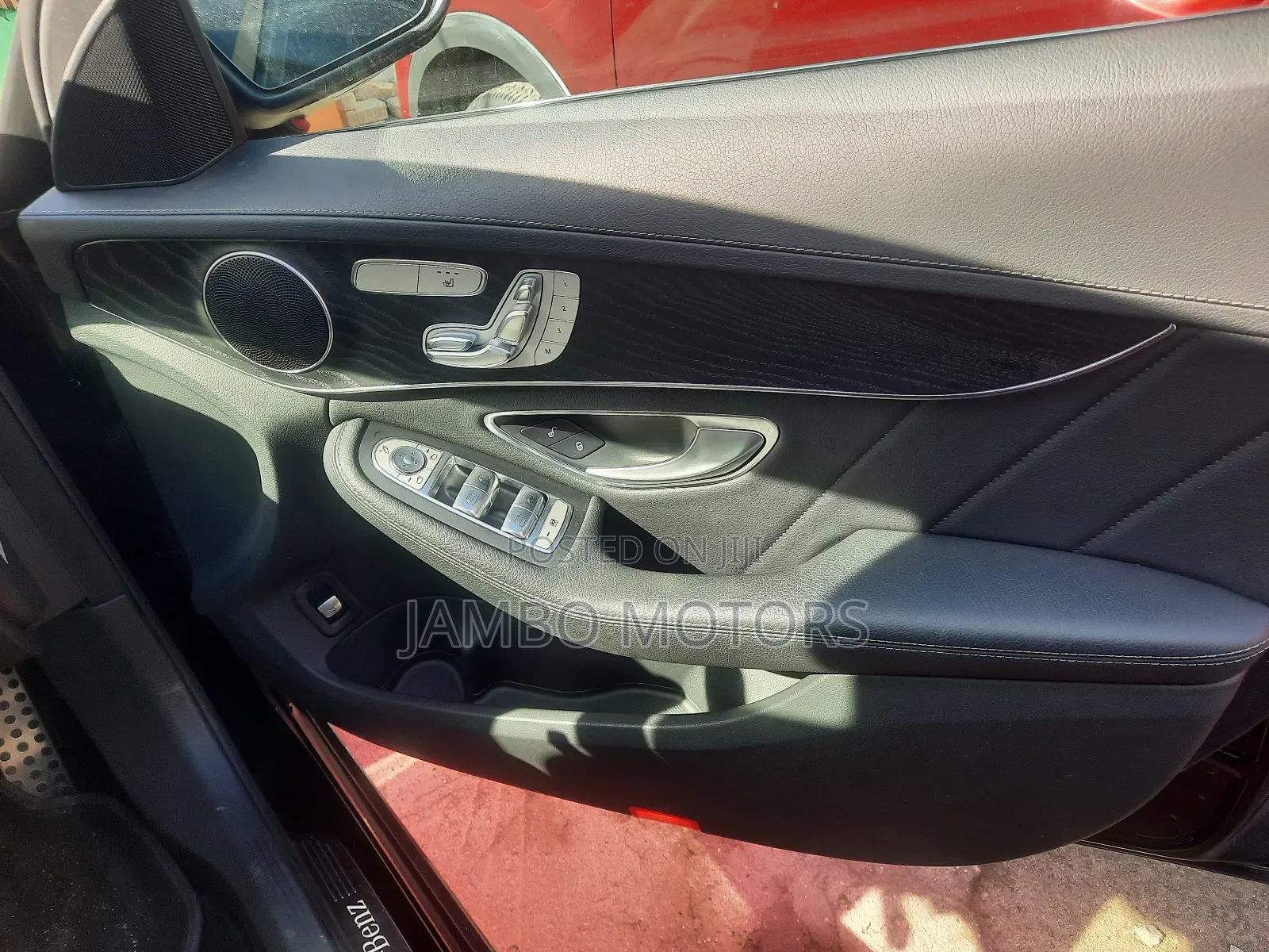 Mercedes-Benz C200 2018 Black