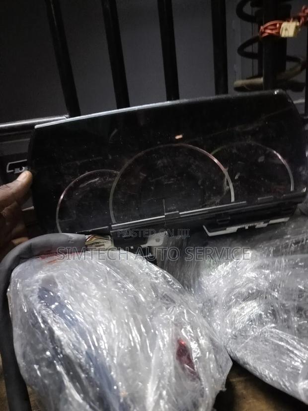 Honda Odyssey Clock