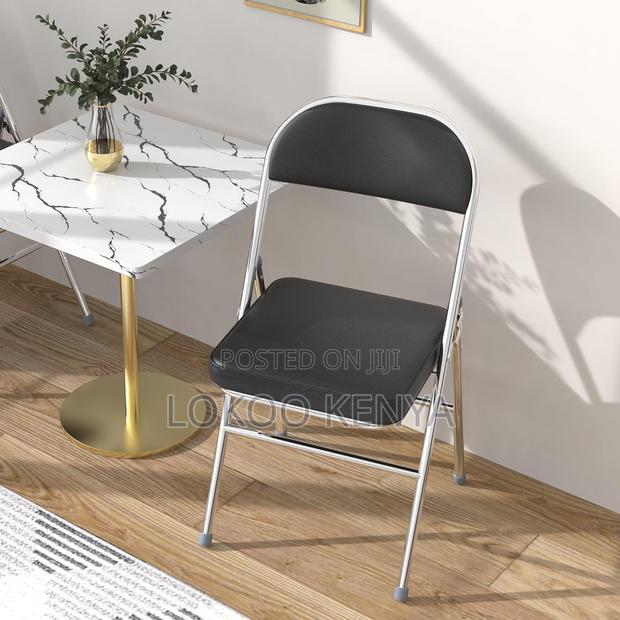 Office Chairs : Metallic Legs Foldable Office Chairs