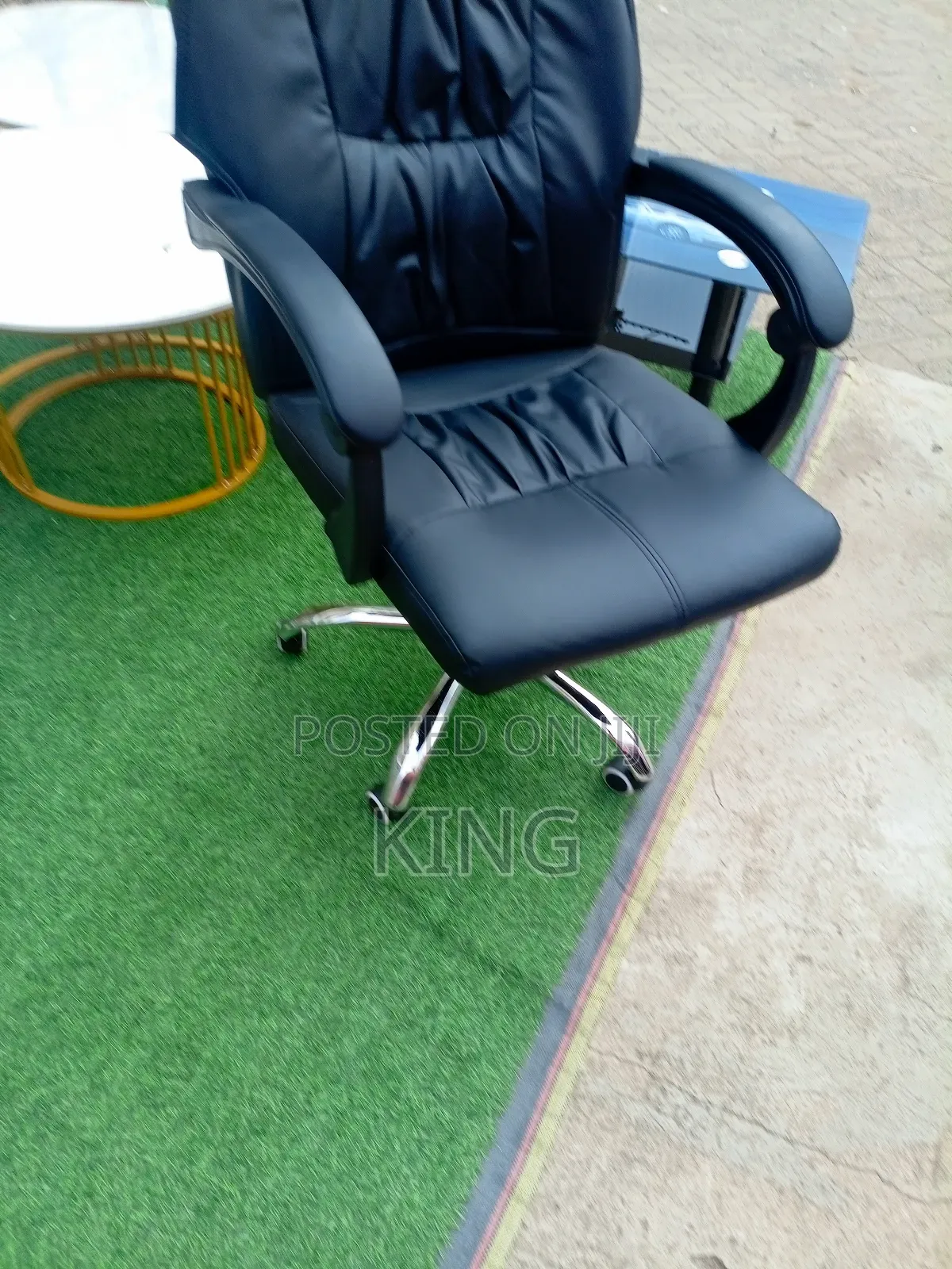 Executive Officer Chair