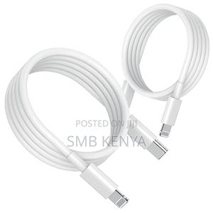 iPhone 12 Fast Charger - thumbnail 2