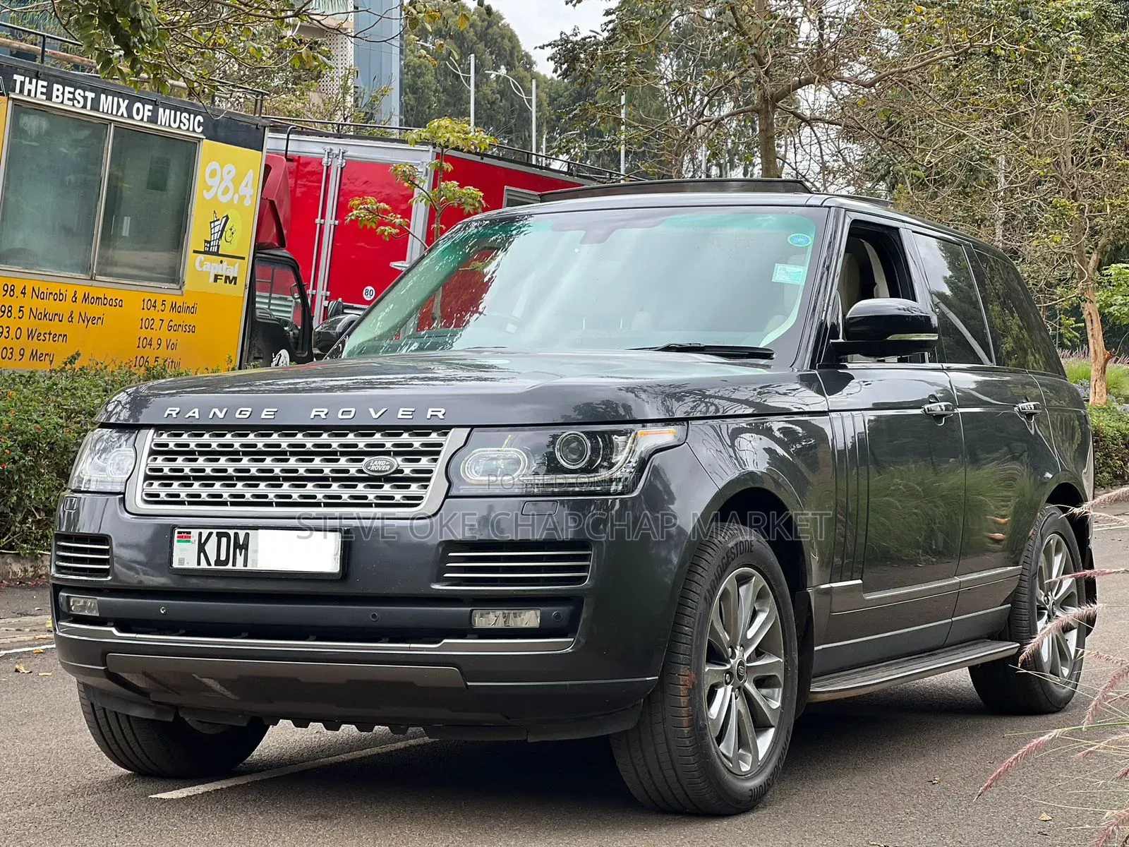Land Rover Range Rover Vogue 2016 Black