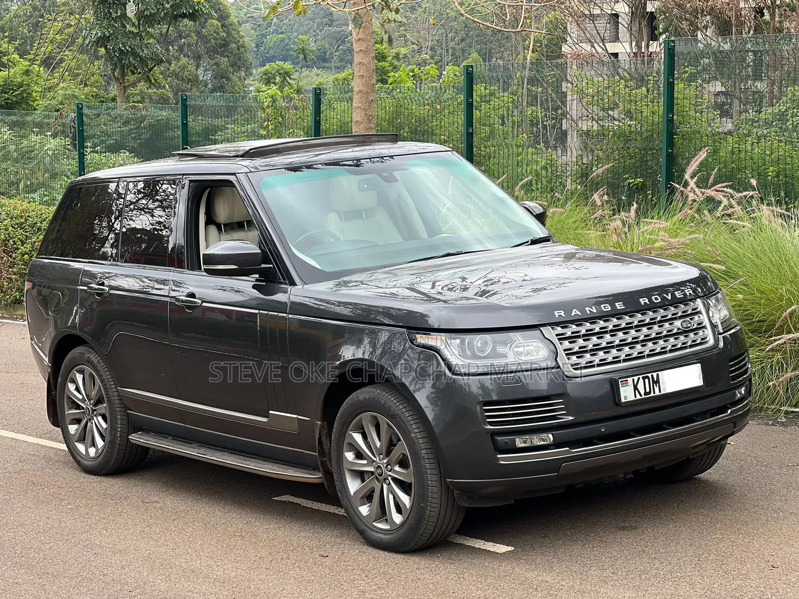 Land Rover Range Rover Vogue 2016 Black