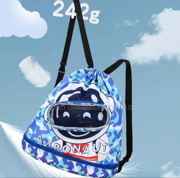 Waterproof Swimming Bag - thumbnail 2
