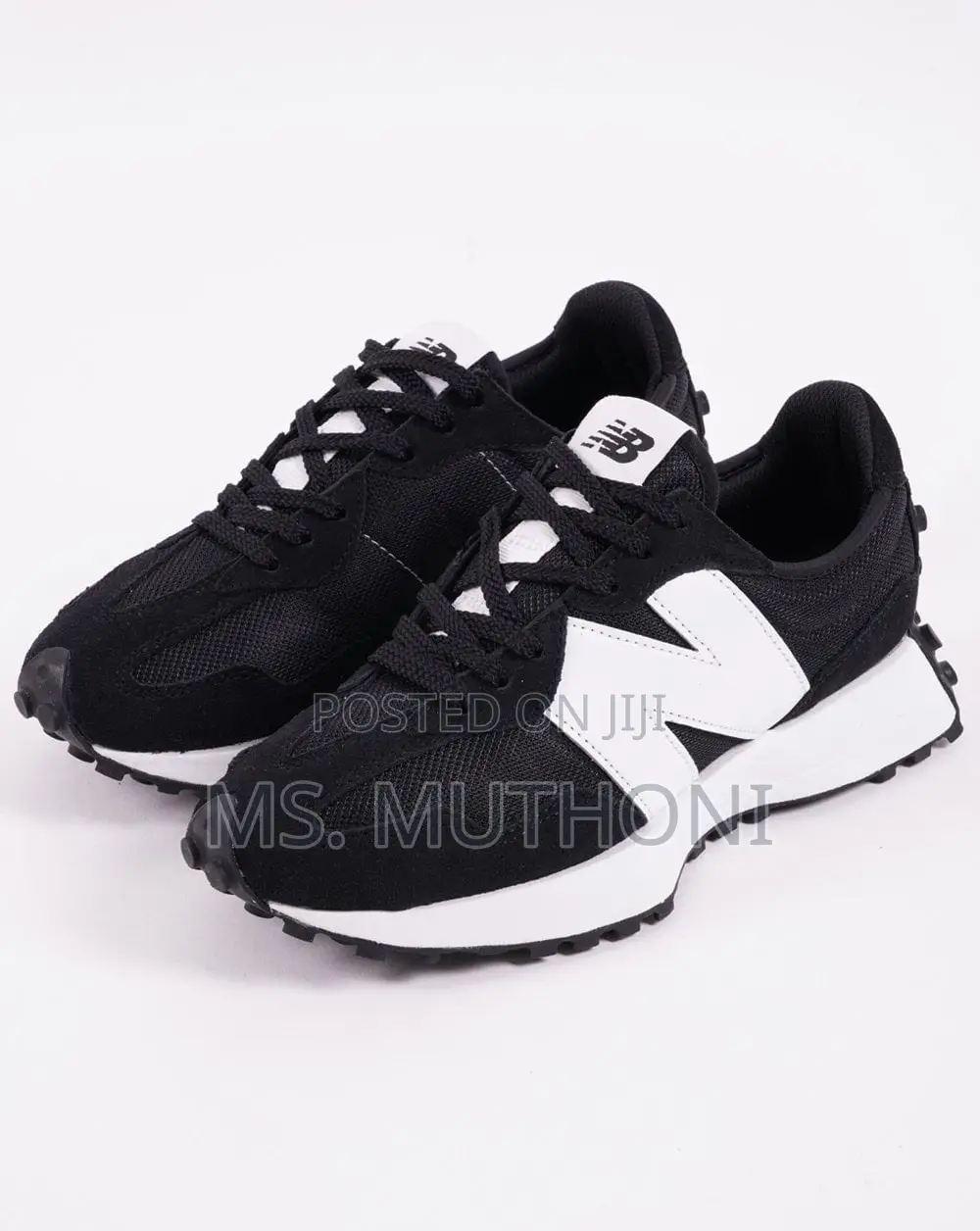 New Balance 327 Black White* _Sizes:40,41,42,43,44,45_
