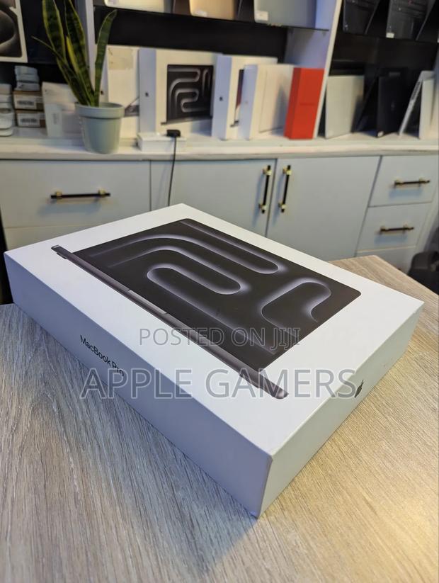 New Laptop Apple MacBook Pro 16GB Apple M4 Pro SSD 512GB - thumbnail 3