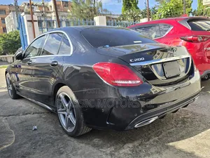 Mercedes-Benz C200 2018 Black