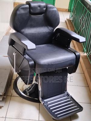 Designed Executive Barber Chair - thumbnail 2