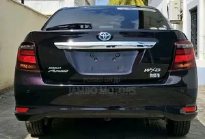 Toyota Axio 1.5 Hybrid 2WD 2018 Purple