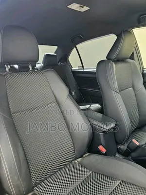 Toyota Axio 1.5 Hybrid 2WD 2018 Purple
