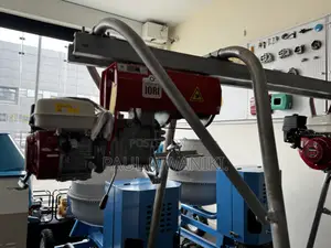 Concrete Hoist/Crane Brand New Powered By Honda Engine