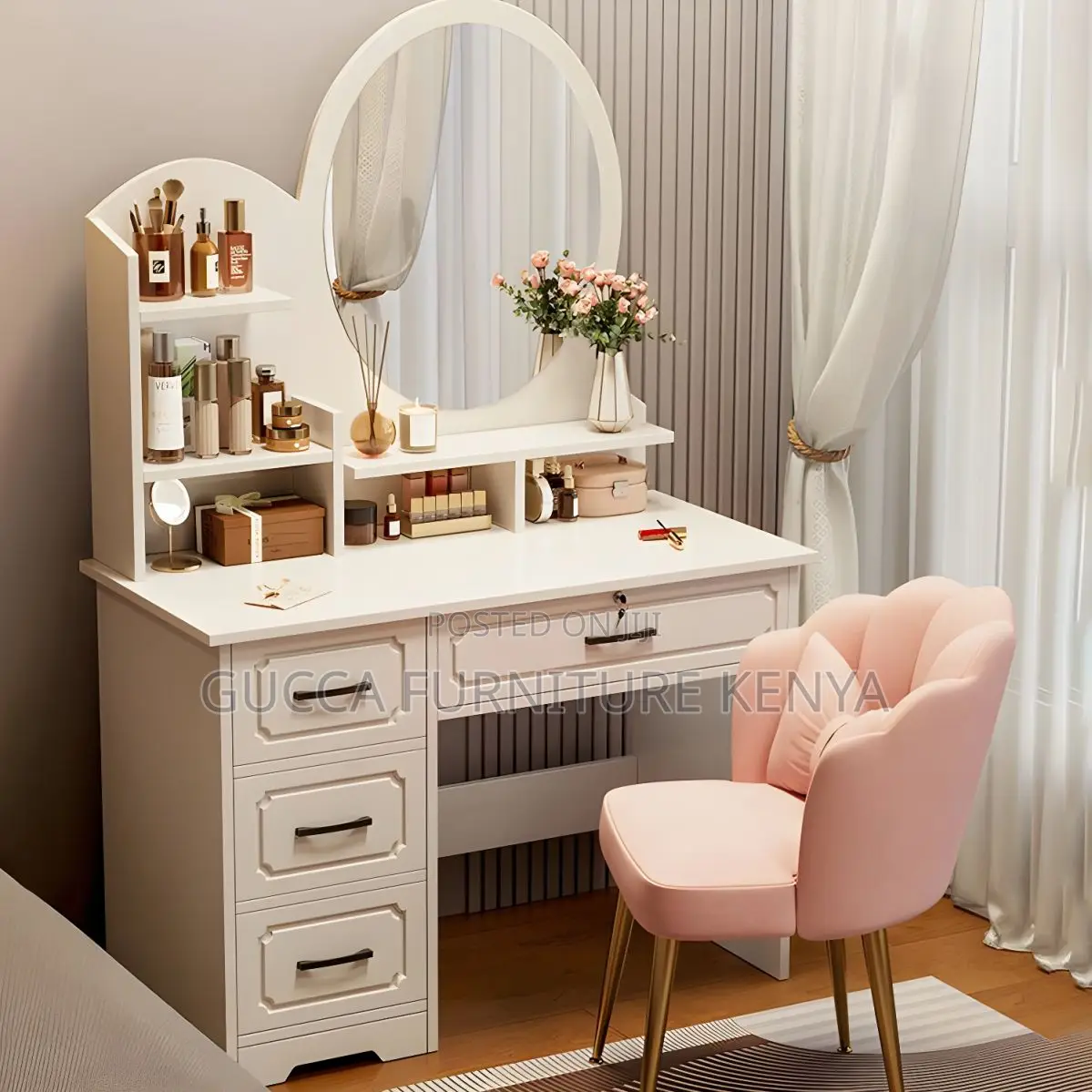 Dressers: Classy Bedroom Dressing Table With Round Mirror