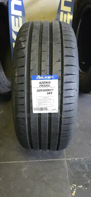 225/50r17 Falken Tyre