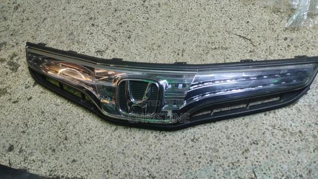 Honda Fit Grillie With Glass