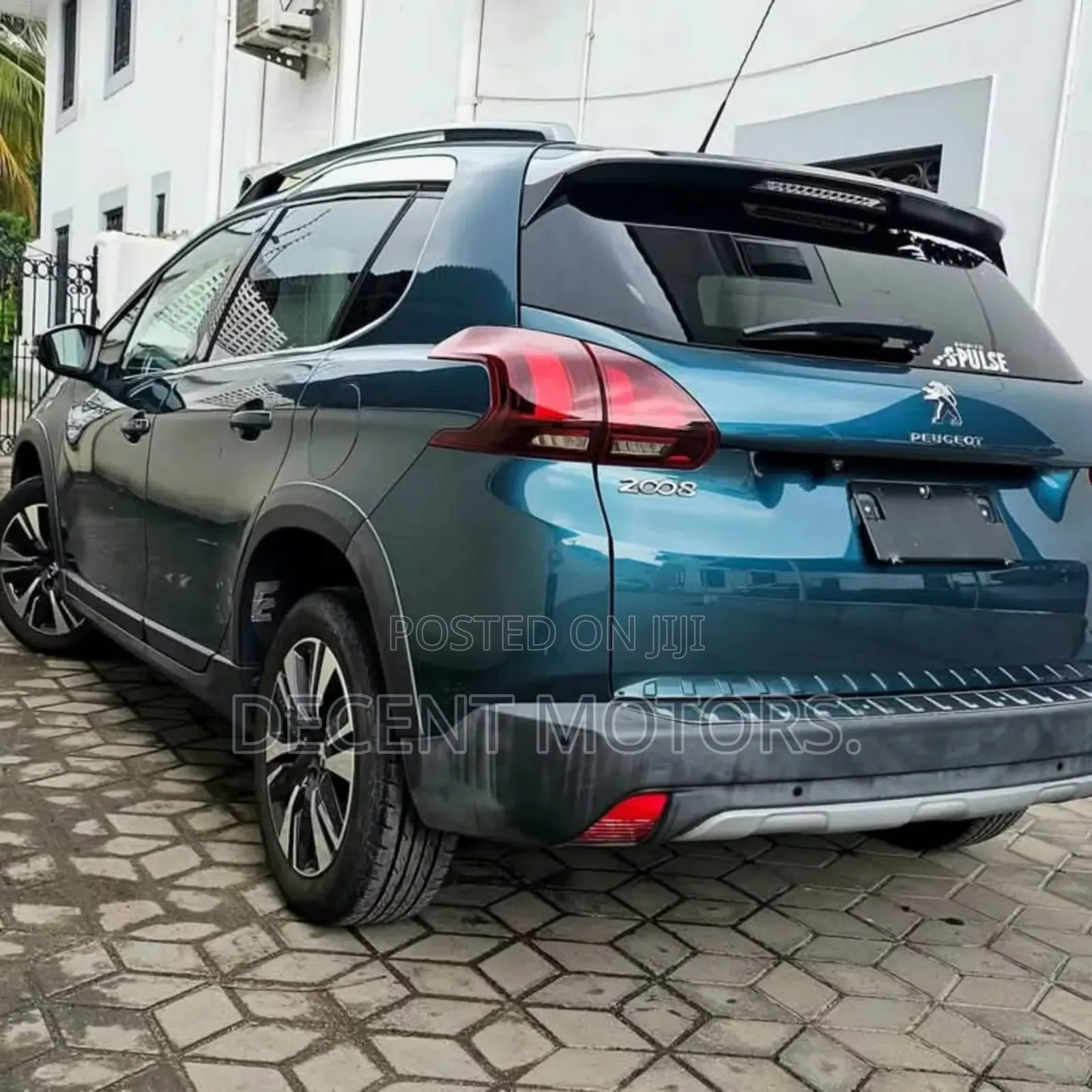 Peugeot 2008 1.2 PureTech (130 Hp) 2018 Green