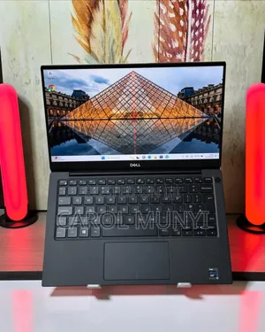 New Laptop Dell XPS 13 9365 16GB Intel Core i7 SSD 256GB