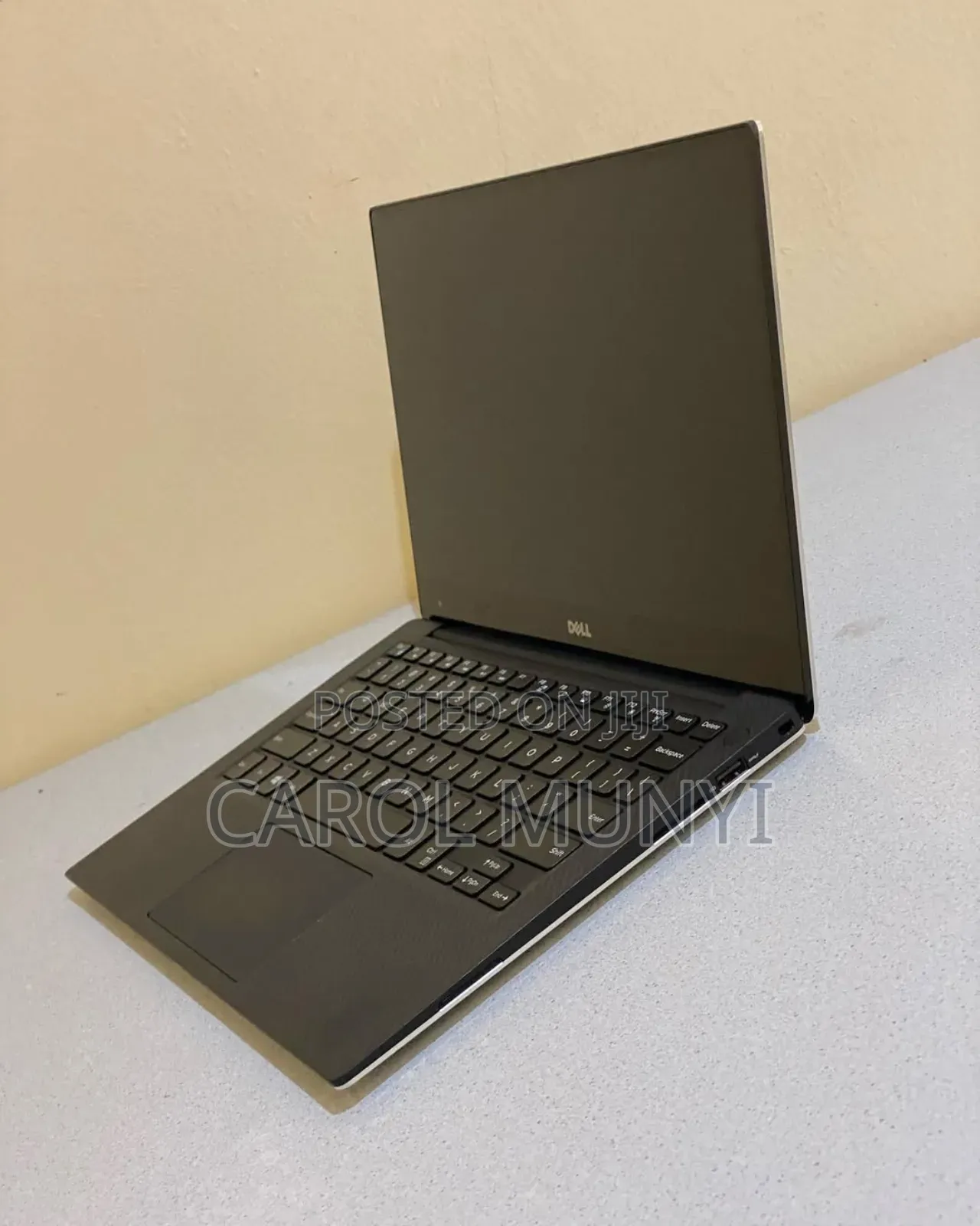 New Laptop Dell XPS 13 9365 16GB Intel Core i7 SSD 256GB