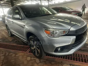 Mitsubishi RVR 2018 Silver