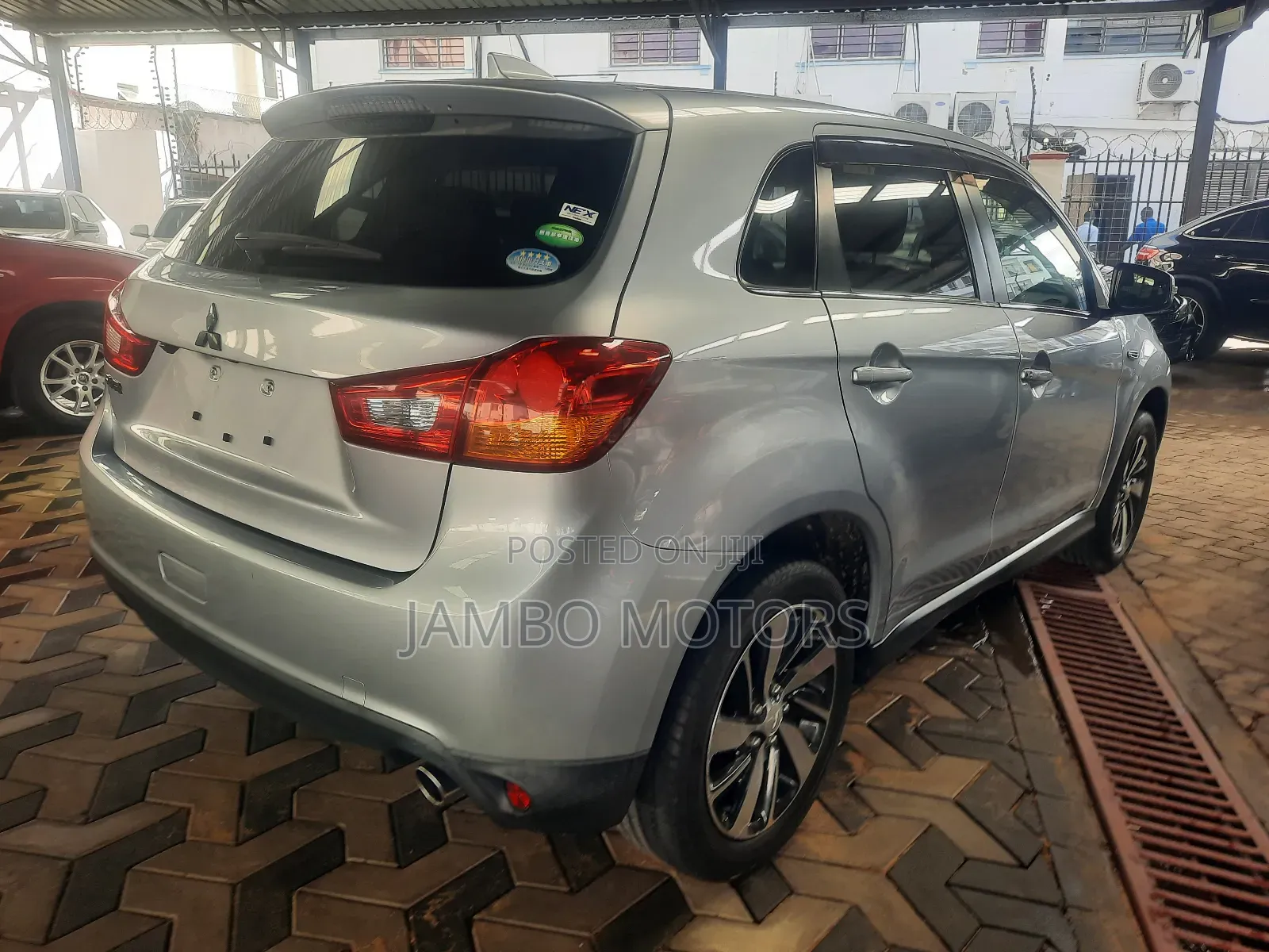 Mitsubishi RVR 2018 Silver