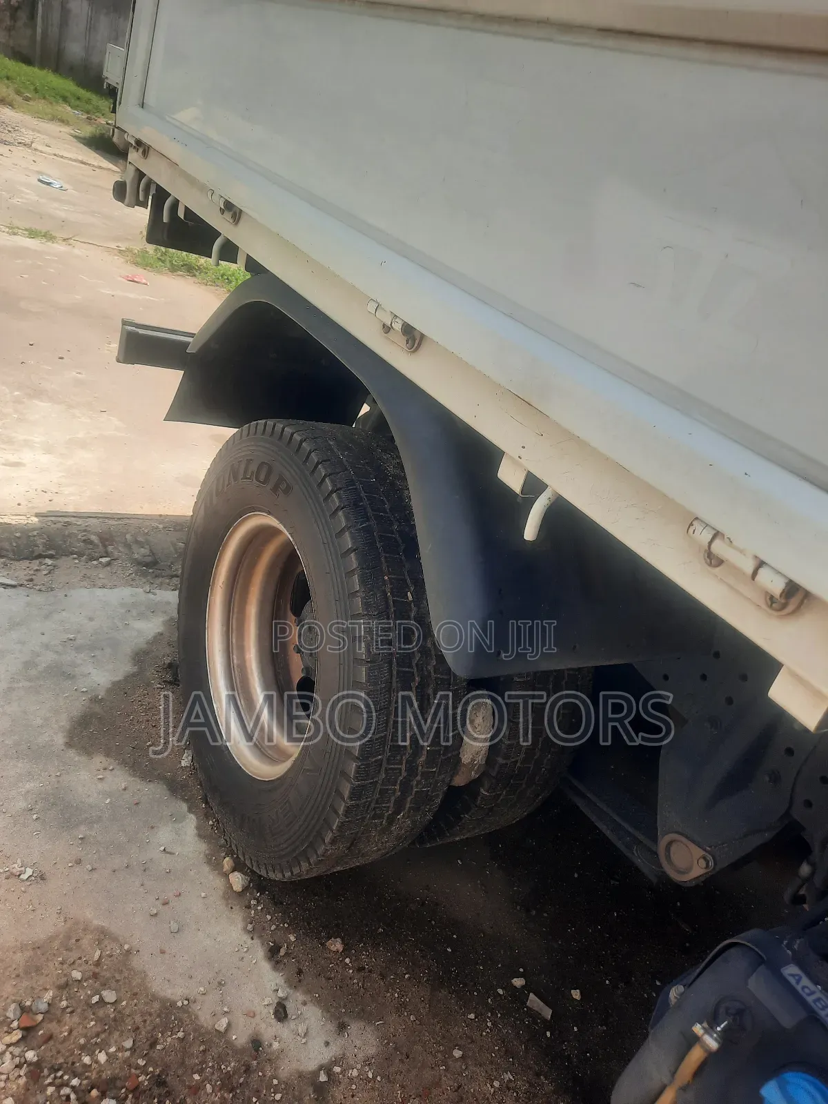 Mitsubishi Canter 2018 White