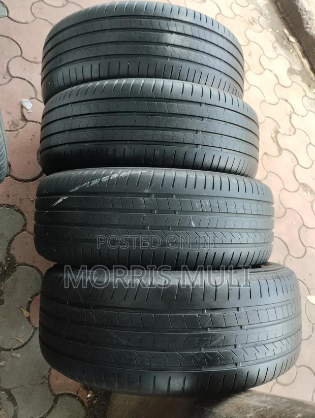 235/55r18 Bridgestone - thumbnail 2
