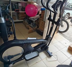 Intuition CT-02 Elliptical Crosstrainer - thumbnail 2