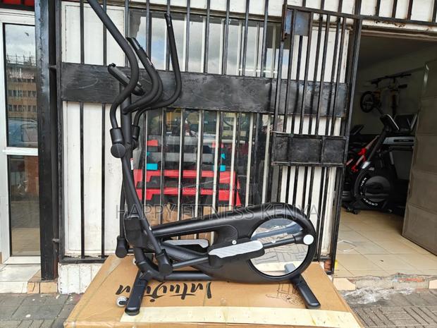 Intuition CT-02 Elliptical Crosstrainer - thumbnail 3