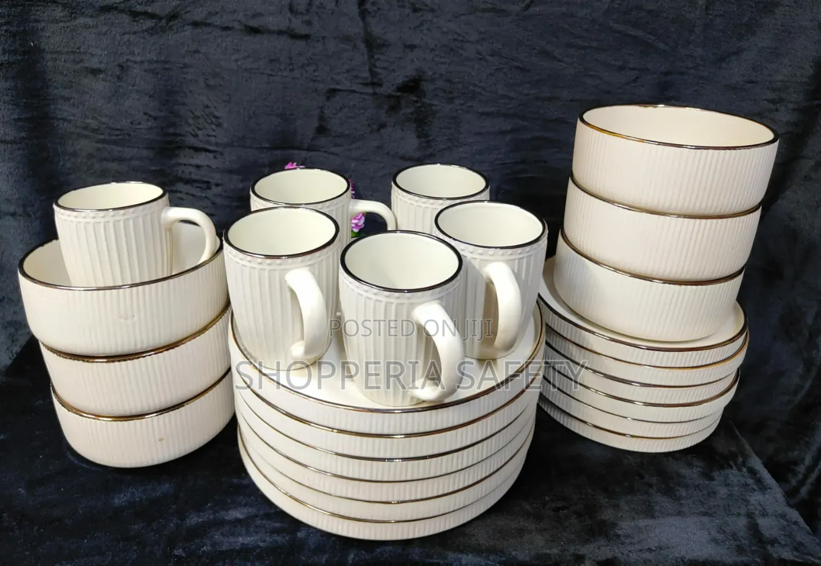 Unique White Ceramic Dinner Set
