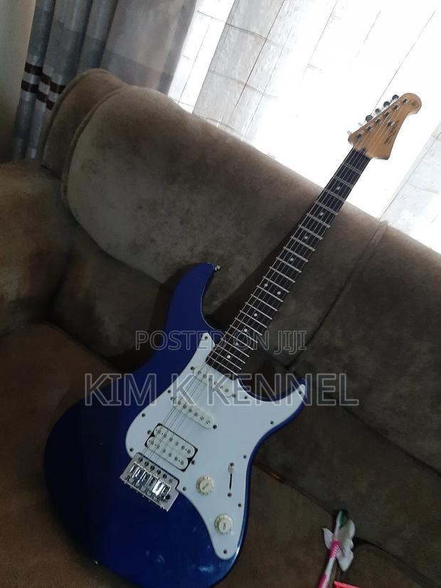 Yamaha Pacifica Blue - main view