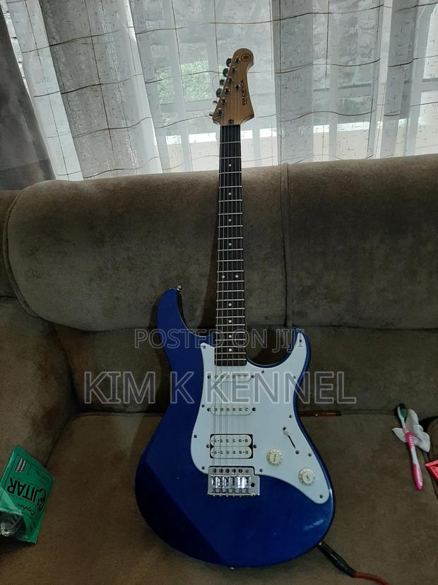 Yamaha Pacifica Blue - thumbnail 3