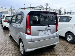 Daihatsu Move 2017 Silver