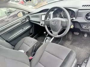 Toyota Corolla Fielder 2017