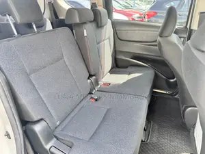Toyota Sienta 2018 White