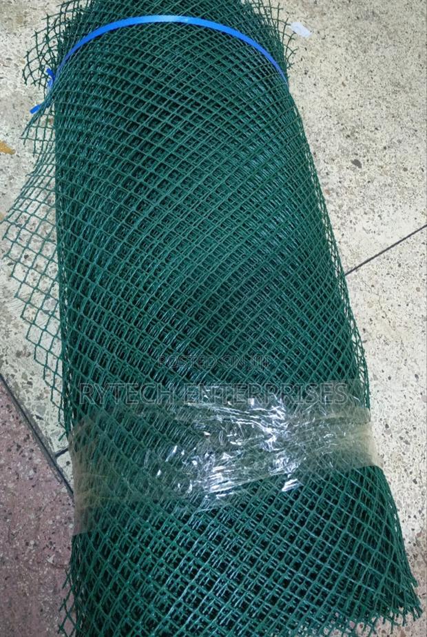 Heavy Gauge Plastic Wire Mesh, 50m - main view