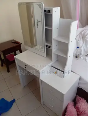 Eloquent Dressing Table