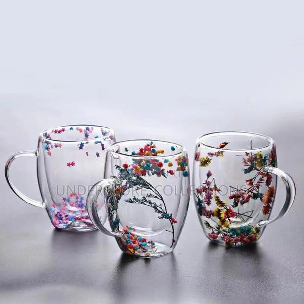 Insulated Double Wall Glass Cup Dried Flower Coffee Cup .