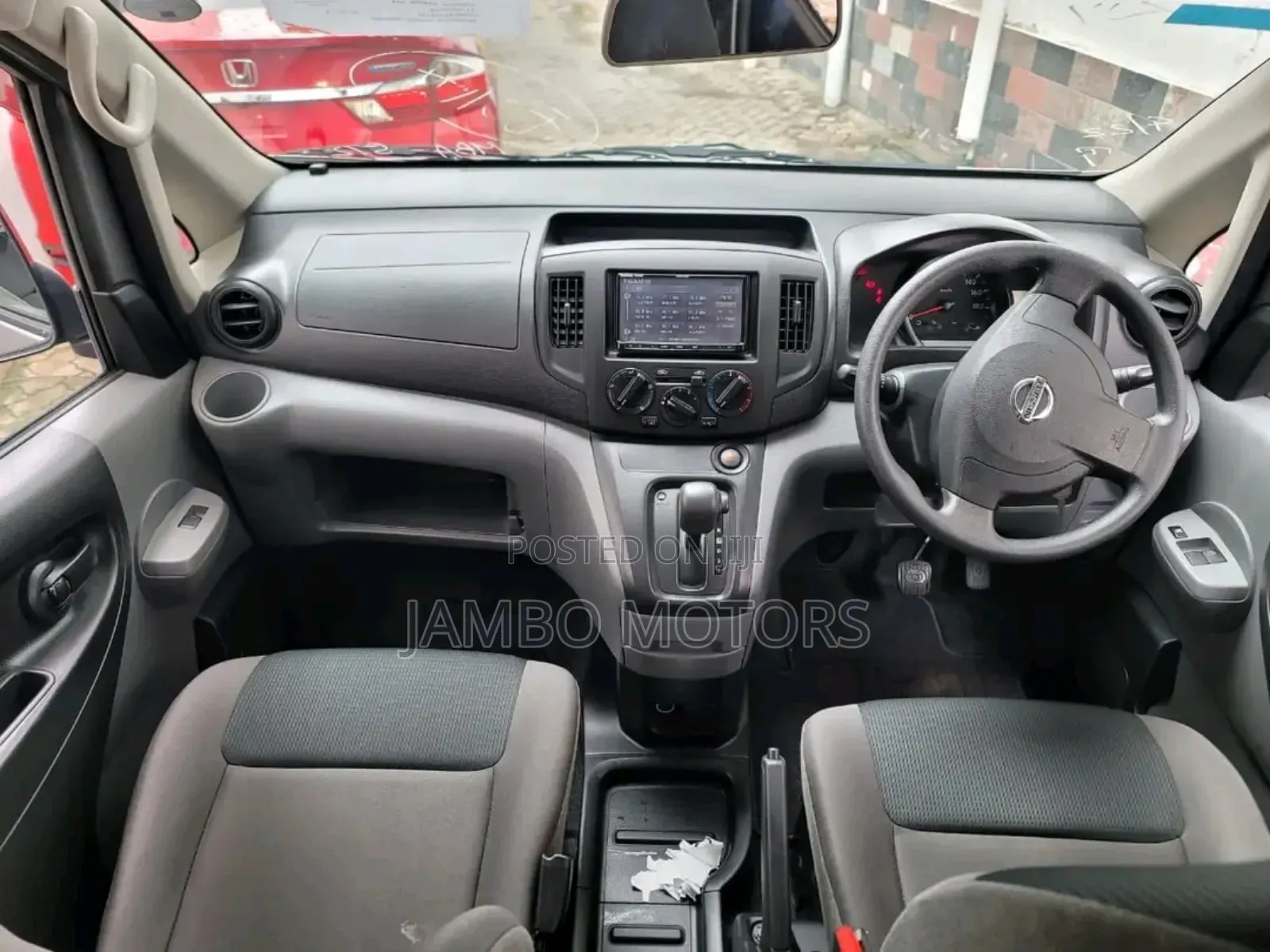 Nissan NV200 SV 2018 Gray