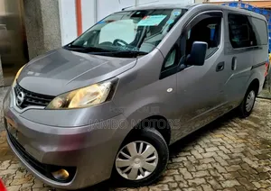 Nissan NV200 SV 2018 Gray
