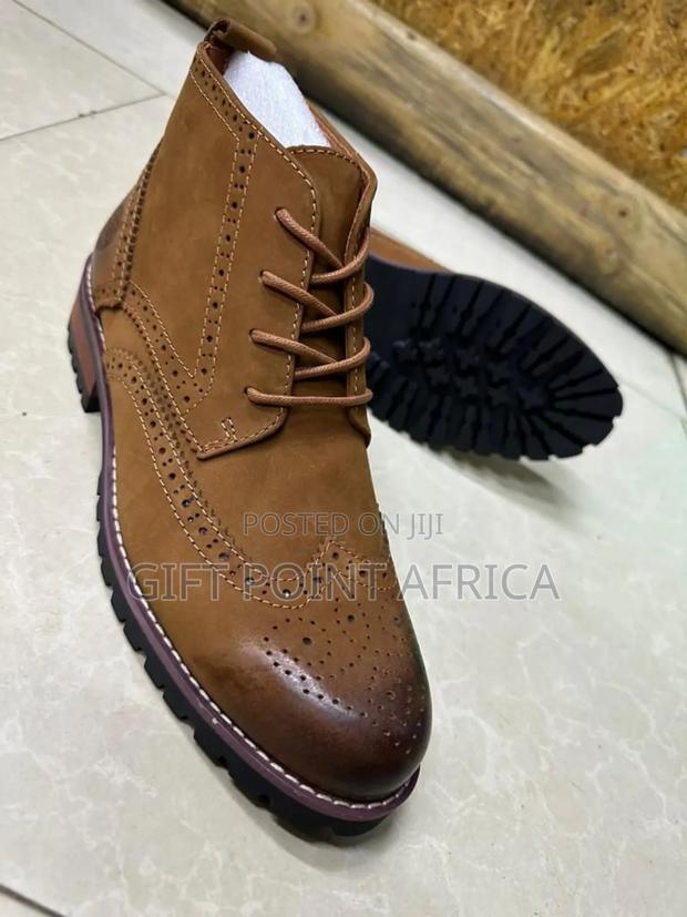 Timberland Leather Boots With Rubber Sole - thumbnail 2