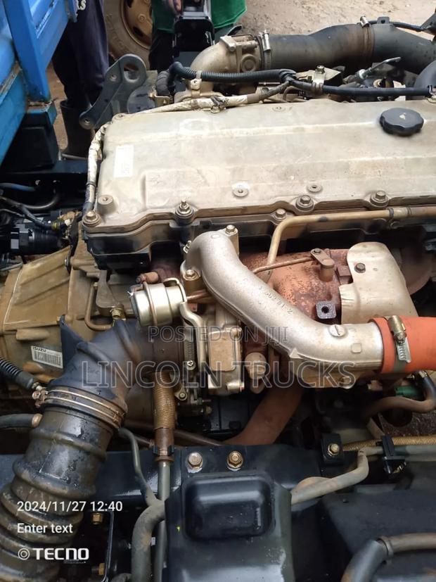 Isuzu NMR . - thumbnail 4