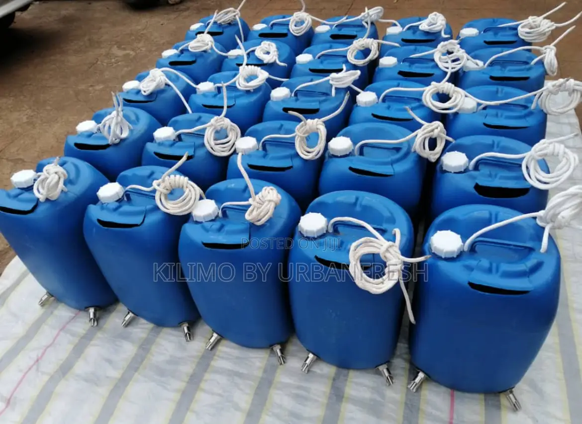 Jerrycan With Nipple Drinkers for Piglets Pigs. 25 - 60ltrs. Moq 5.