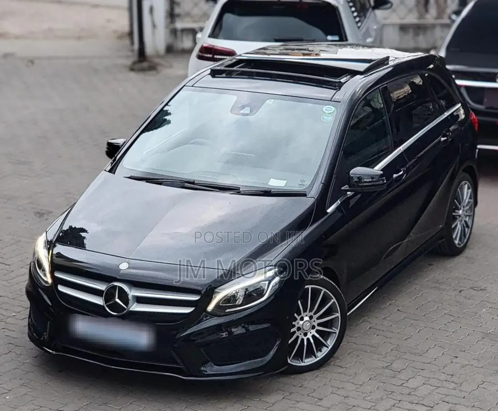 Mercedes-Benz B-Class 2017 Black