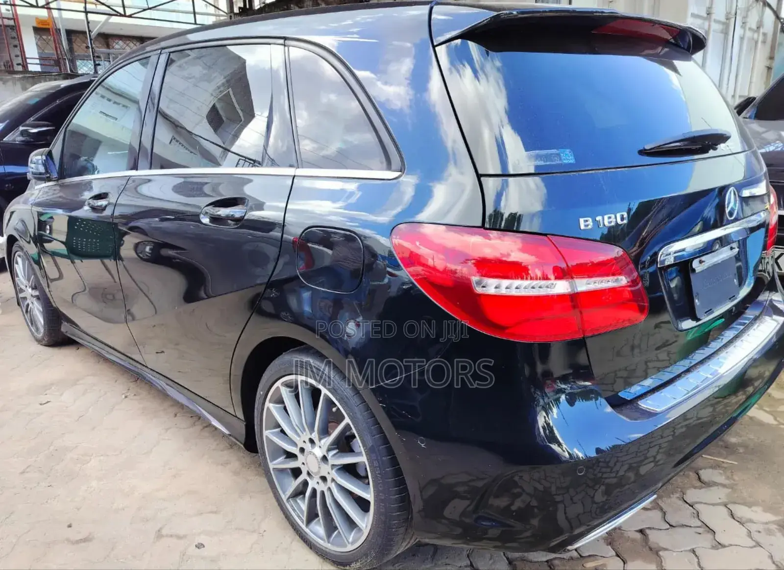 Mercedes-Benz B-Class 2017 Black