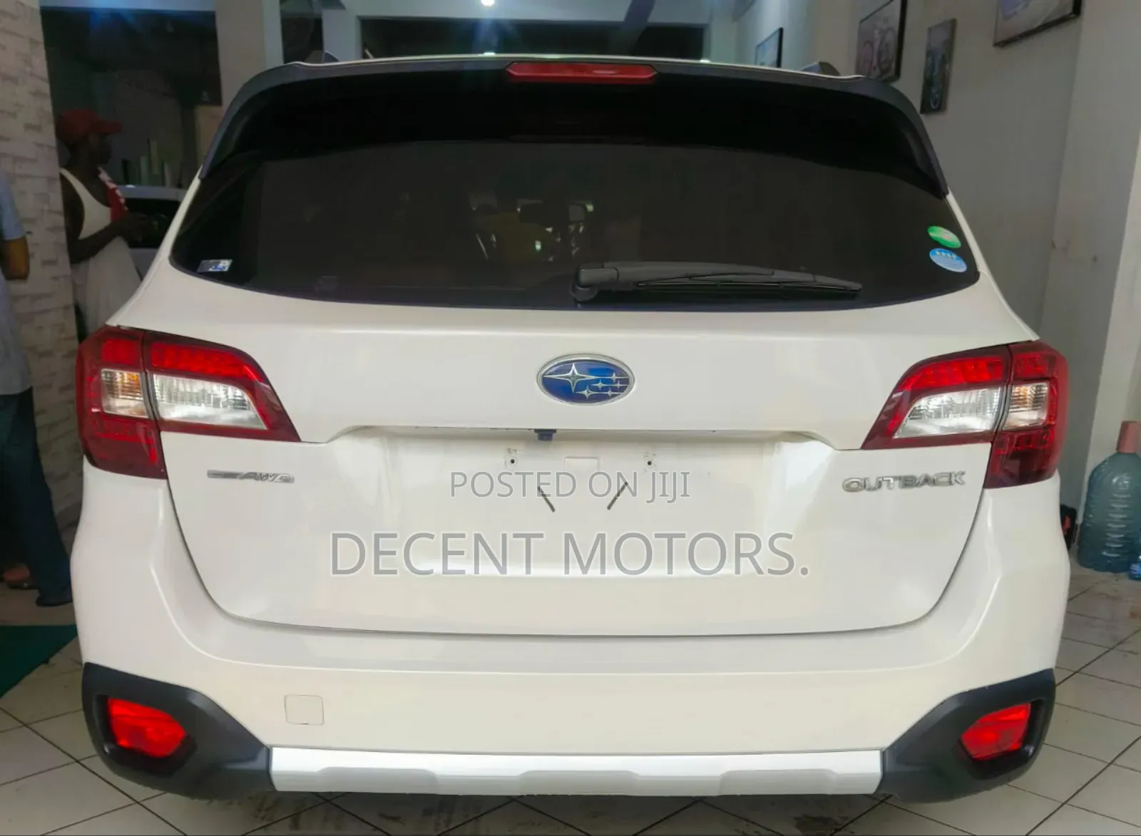 Subaru Outback 2.5i Touring AWD 2018 White