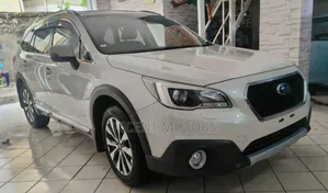 Subaru Outback 2.5i Touring AWD 2018 White