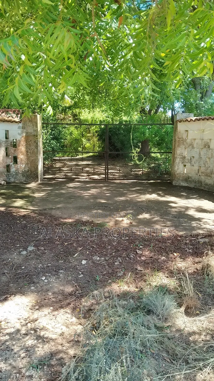2 Acre Plot for Sale in Nyali Estate